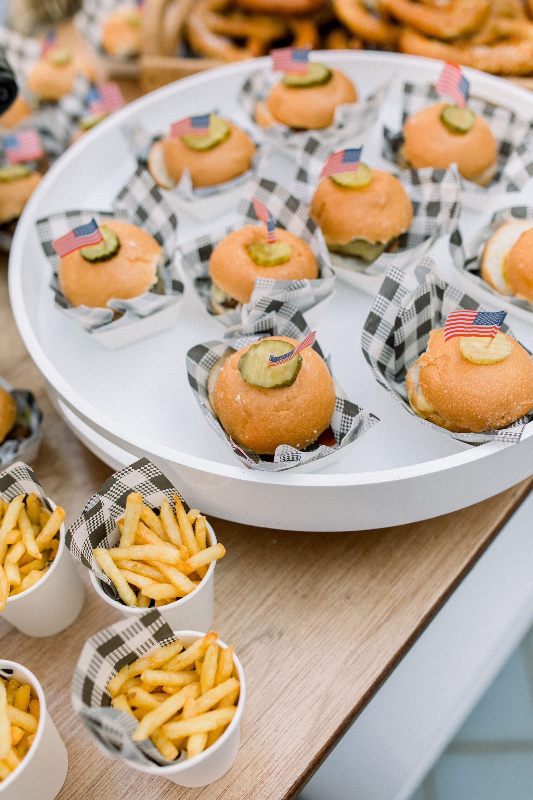 Mini burgers, lunch food carts